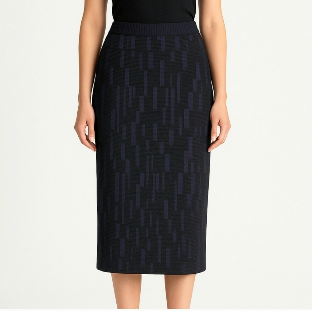 St. John Navy Textured Knit Midi Pencil Skirt Size Small - Picture 3 of 12